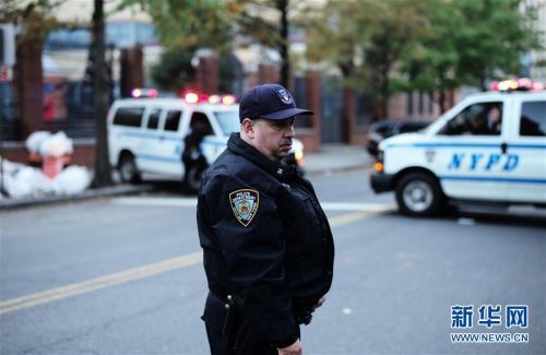 （国际）（2）纽约曼哈顿发生卡车撞人恐怖袭击事件8人死亡 